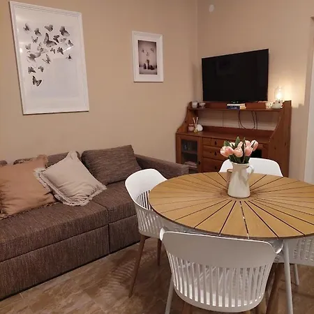 Apartament Daniella Vendeghaz